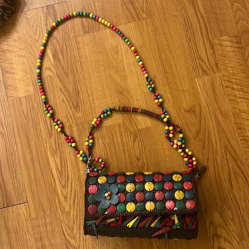 Black Straw Purse w tons of wooden beads!